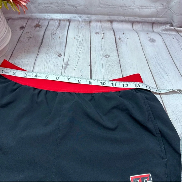 under armour texas tech red raiders athletic shorts sz small TTU actiwear - Picture 5 of 7